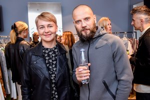 Egzotiškoje saloje įsikūręs Rimas Valeikis su žmona – stilingame renginyje Vilniuje