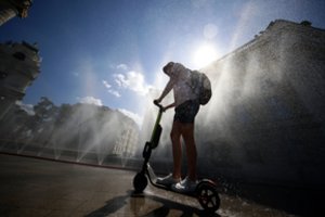 Pasiūlę paslaugą tam nesiruošė – bočiai juos renka ir dovanoja anūkams