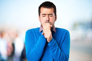 Tikroji tiesa apie elektroninių cigarečių poveikį: ar tikrai jos nekaltesnės už įprastas?