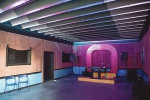 Įsigiję pastatą prie Operos ir baleto teatro vilniečiai aiktelėjo, ką ten išvydo