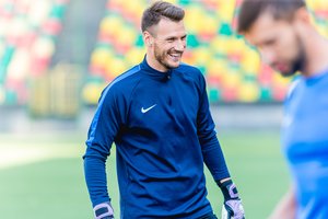 „Riteriai“ pasikvietė apie karjeros pabaigą svarsčiusį vartininką