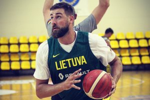 Prie rinktinės treniruočių Palangoje prisijungė ir Jonas Valančiūnas