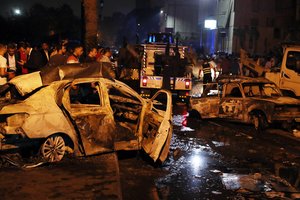 Egipto sostinėje per automobilių susidūrimo sukeltą gaisrą ligoninėje žuvo 19 žmonių