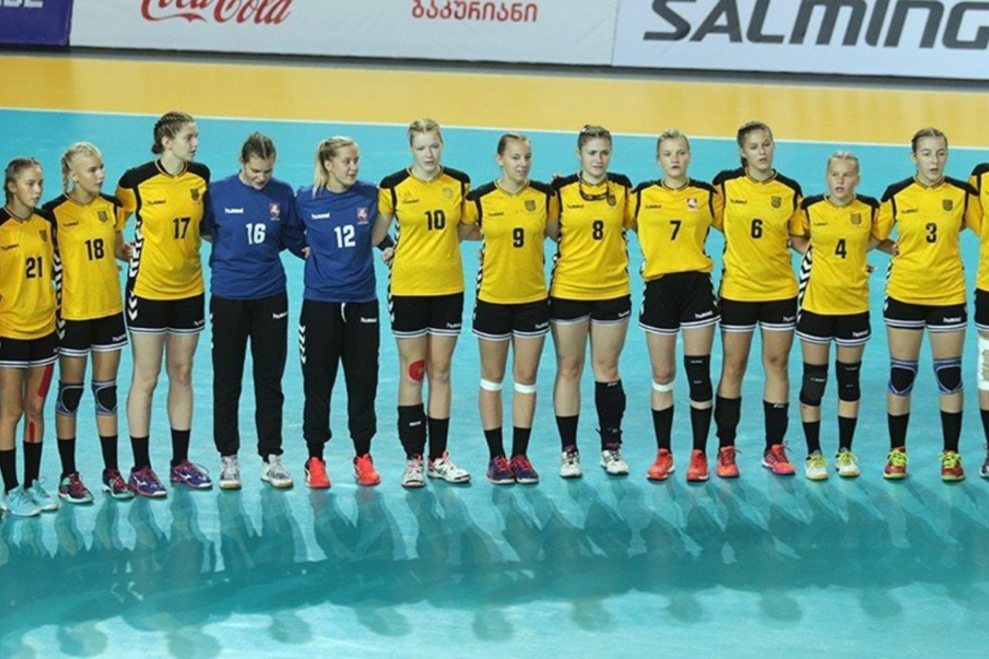 Lietuvos merginų rinktinė Europos čempionato starte iškovojo dvi pergales.<br> LRF nuotr.