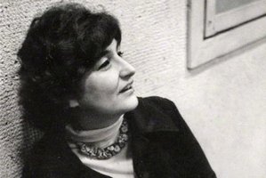 Rašytojai ir artimieji prašo pagerbti poetę Juditą Vaičiūnaitę – įrengti kalbantį suoliuką