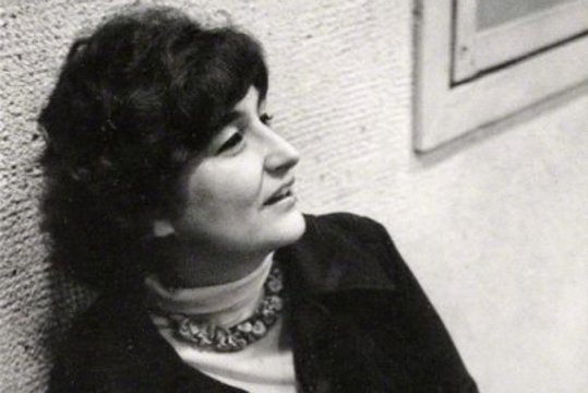 Rašytojai ir artimieji prašo pagerbti poetę Juditą Vaičiūnaitę – įrengti kalbantį suoliuką