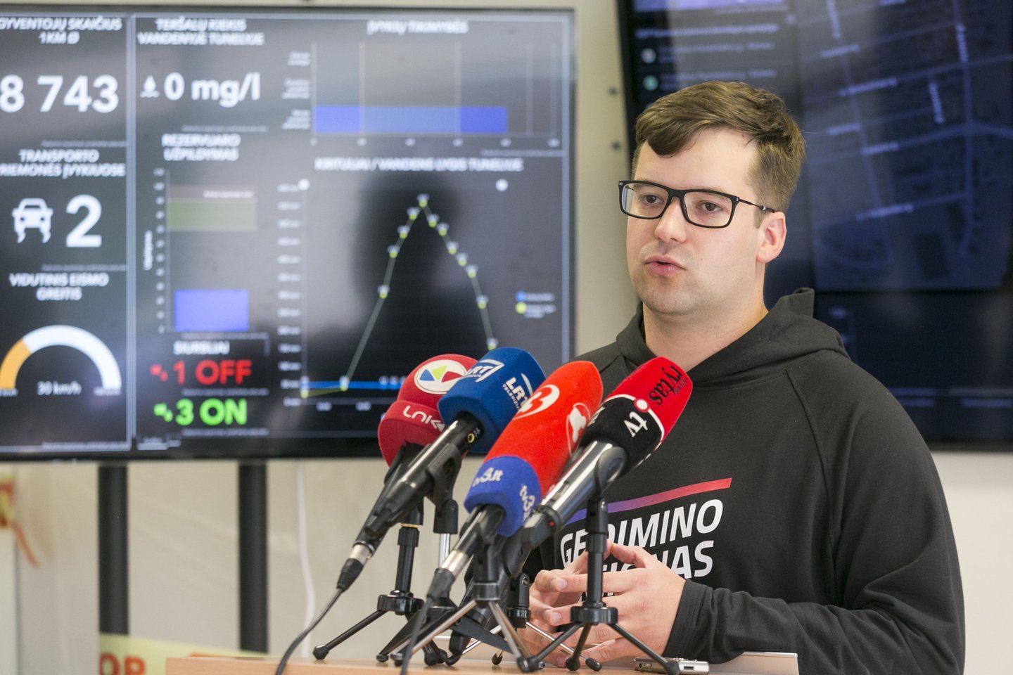 Vilniaus savivaldybės administracijos direktorius P.Poderskis pastaruoju metu gavo ne vieną skaudų antausį.<br>T.Bauro nuotr.