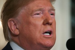 JAV kantrybė išseko – oficialiai Kiniją pavadino manipuliuotoja valiuta