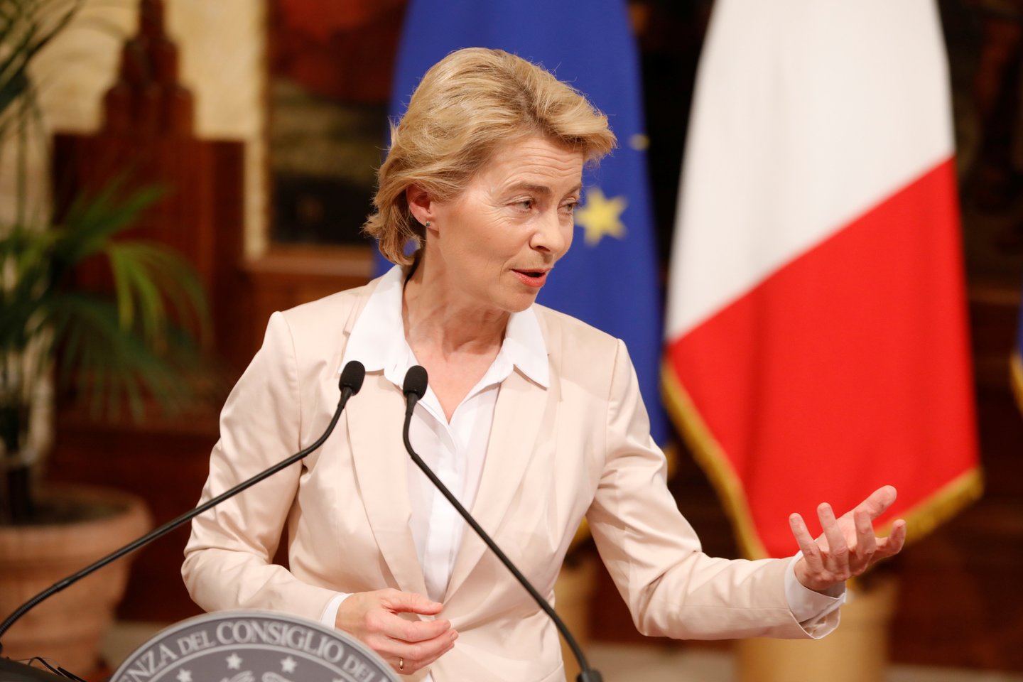  U.von der Leyen tvirai užsibrėžusi Europos Komisijoje užtikrinti lyčių lygybę.<br> Reuters/Scanpix nuotr.