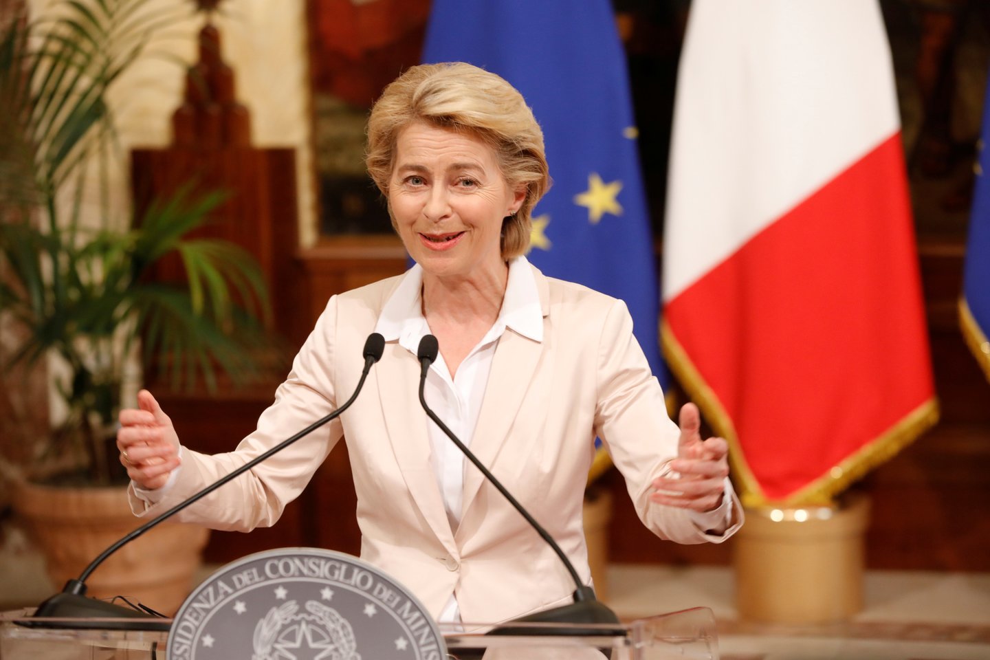  U.von der Leyen tvirai užsibrėžusi Europos Komisijoje užtikrinti lyčių lygybę.<br> Reuters/Scanpix nuotr.