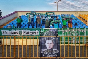 „Žalgirio“ sirgaliai stojo prieš R. Šimašiaus sprendimą – iškėlė Generolo Vėtros atvaizdą