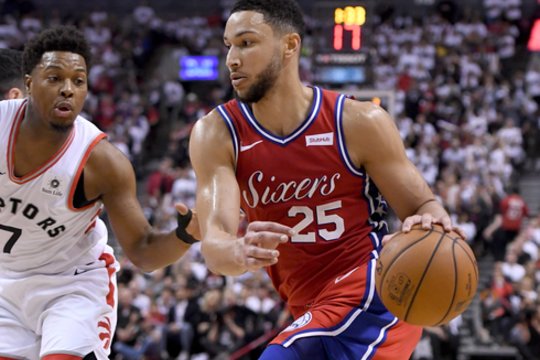 B. Simmonsas prabilo apie rasinę diskriminaciją Australijoje