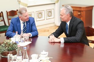 Susitikime su G. Nausėda – du reikalavimai R. Masiulį poste pakeisiančiam J. Narkevičiui