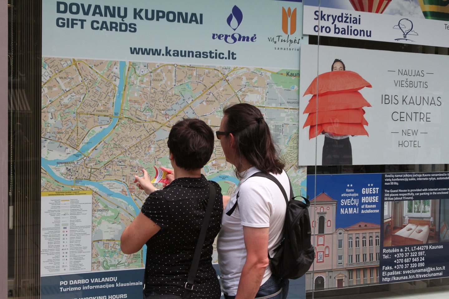 Dėl lietuvių turistų varžosi ir Europoje tvirčiausias pozicijas užimantys kelionių rengėjai, ir vietos įmonės.<br>M.Patašiaus nuotr.