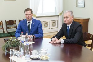 G. Nausėda iš K. Mažeikos pareikalavo netapti „miškų kirtimo ministru“