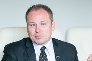 G. Surplys nepasirašys sutarties dėl ministerijos patalpų nuomos Kaune