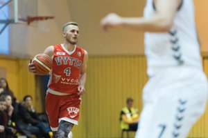 Lažybomis pralobti norėję L. Grabauskas ir D. Pogužinskas nušalinti – Lietuvos klubų durys uždarytos