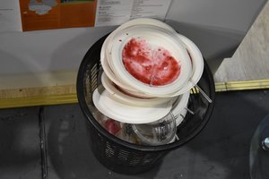 Visi prekybos tinklai plastiko atsisakys iki 2021-ųjų, pirmasis „Iki“