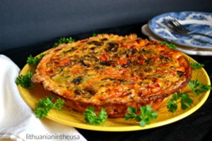 Dienoms, kai nesinori mėsos – sotus ir labai gardus pievagrybių pyragas