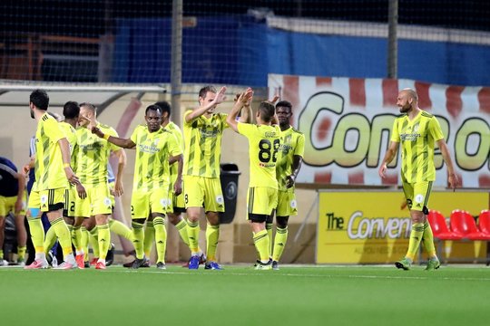 Latvijos klubo vartininkui iš Ukrainos už rasistinį išpuolį UEFA skyrė ilgalaikę diskvalifikaciją