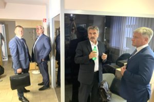 Vilko bilietą gavo kol kas tik trys patyrę teisėjai