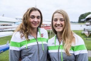 Irkluotojoms U. Juzėnaitei ir D. Rimkutei – pasaulio jaunių čempionato bronzos medaliai
