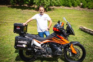 Lietuvis su motociklu leisis į neeilinę kelionę – per 40 dienų apvažiuos pasaulį