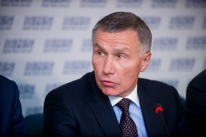 Jau aišku, kas perims mirusio verslininko R. Karpavičiaus akcijas