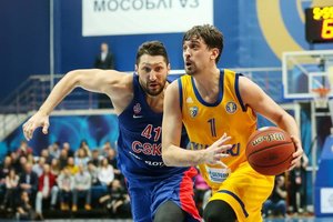 Rusijos rinktinėje – skaudi netektis: A. Švedas nežais pasaulio čempionate