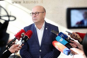 Kauno savivaldybė: Lampėdžio ežero kranto linija vykdant darbus pakeista nebuvo 