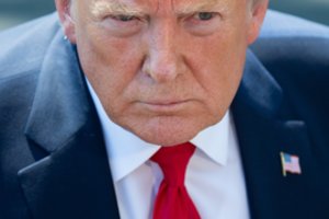 JAV prezidentas: Kinija perkelia savo karius prie sienos su Honkongu