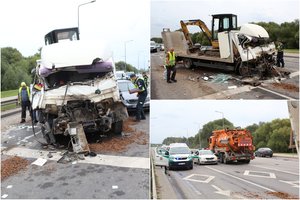 Kaune susidūrė 3 automobiliai: vienas žmogus žuvo, teko uždaryti eismą