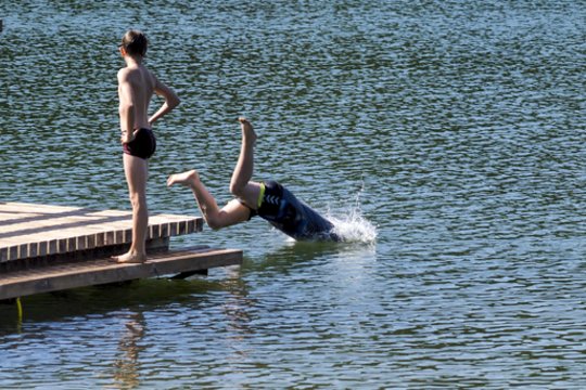Žolinės orai: po vėsaus trečiadienio – šilumos gūsis
