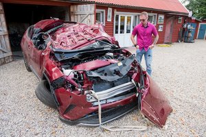 Metai po merginos žūties „Toyota“ avarijoje: šokiruojanti ekspertų išvada ir tėvo kaltės paieškos