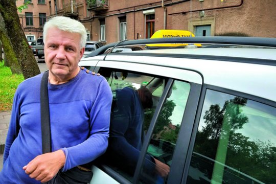 Taksistu dirbantis aktorius ir režisierius Kęstutis Žilinskas: „Apie teatrą galvoju kasdien“