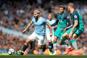 Anglijoje – „Manchester City“ ir „Tottenham Hotspur“ dvikova