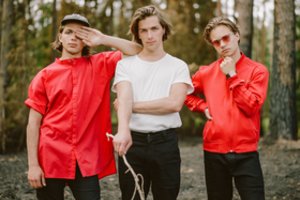 „Carnival Youth“ pristatė albumą: „Mus visus vienija tie patys dalykai“