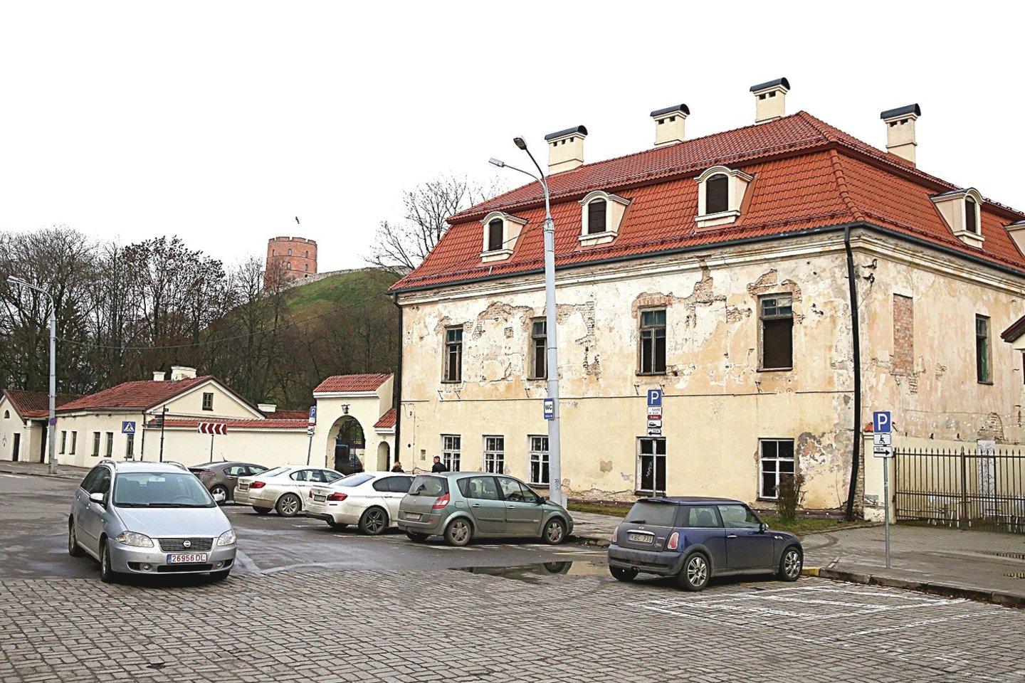 Ginčai dėl Kirdiejų rūmų tarp savivaldybės ir verslininkų verda seniai.<br>R.Danisevičiaus nuotr.