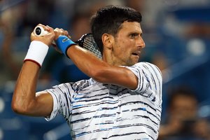 Serbijos tenisininkas N. Džokovičius Sinsinatyje iškopė į pusfinalį