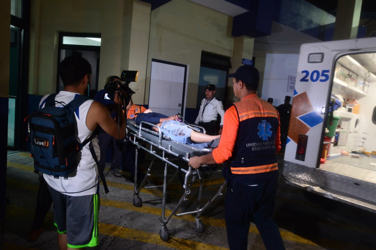  Hondūre per futbolo aistruolių muštynės žuvo mažiausiai trys asmenys.<br> AFP/Scanpix nuotr.