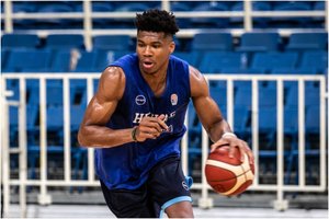 B. Bogdanovičiaus tritaškiai pražudė brolių Antetokounmpo vedamus graikus