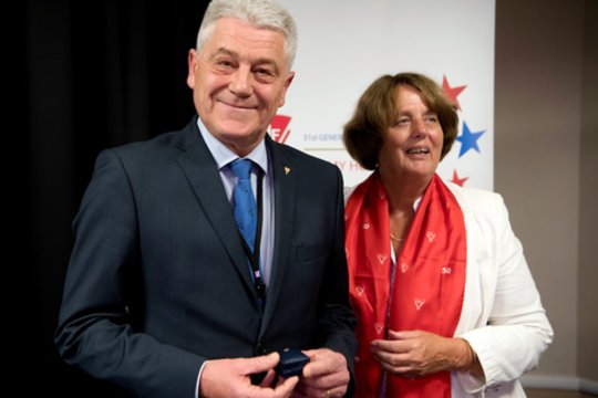 Lietuvos žolės riedulio federacijos vadovas skambiai įvertintas Europoje