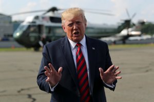 D. Trumpas giria pažangą JAV derybose su Talibanu