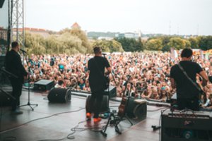 „Biplan“ koncerte – naujos dainos, išskirtiniai svečiai ir pasakojimas apie neeilinius išgyvenimus