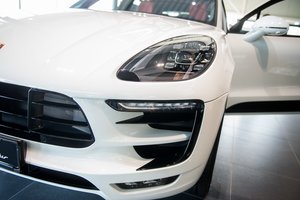 „Porsche“ vairuotojus į Palangą atsekė vagys: siautėjo plėšdami brangiausias dalis