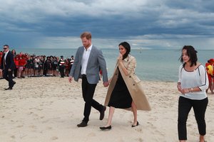 Bateliai Meghan Markle: bičiulių pora milijoninį verslą sukūrė iš senų butelių