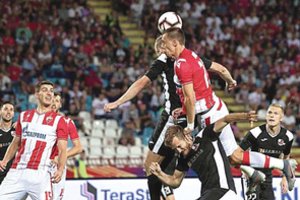 Čempionų lyga: būsimų „Sūduvos“ varžovų skriaudikų pergalė ir neįveiktų serbų lygiosios