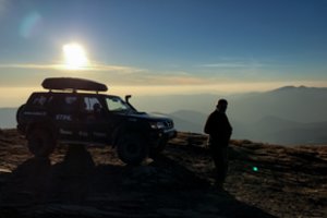 Eismo ypatumai užsienyje: kokias rizikas būtina įvertinti sėdant prie vairo