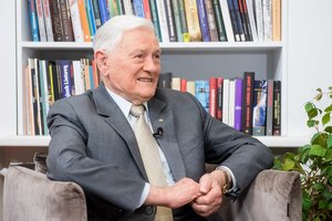 Prezidentas Valdas Adamkus: „Kur yra nors vienas lietuvis, ten yra ir Lietuva“
