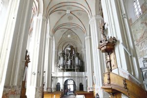 Viename gražiausių gotikos ansamblių Lietuvoje atrandama vis daugiau lobių